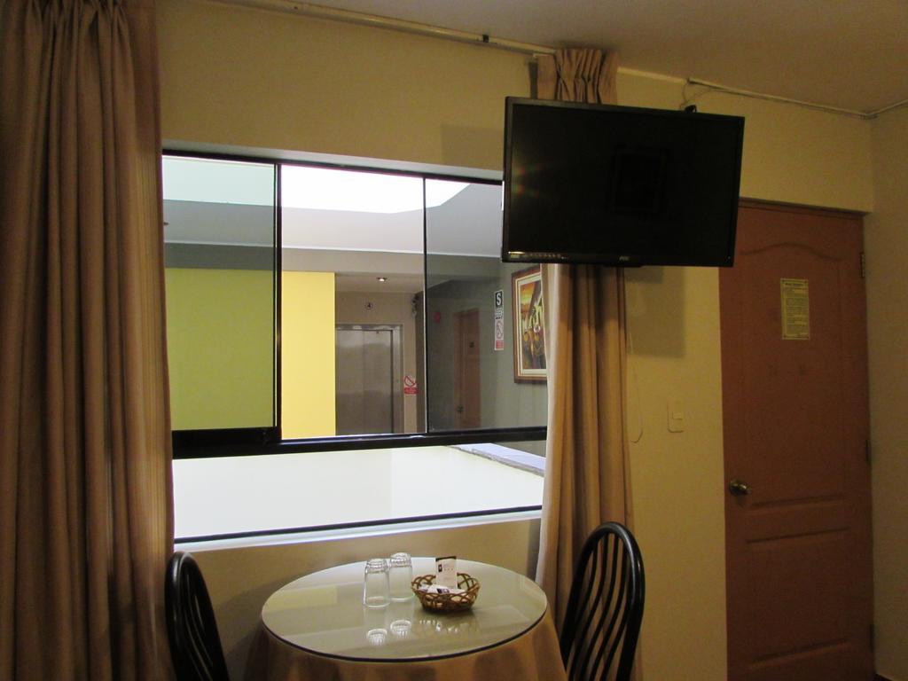 Hotel Bohemia Lima Bilik gambar